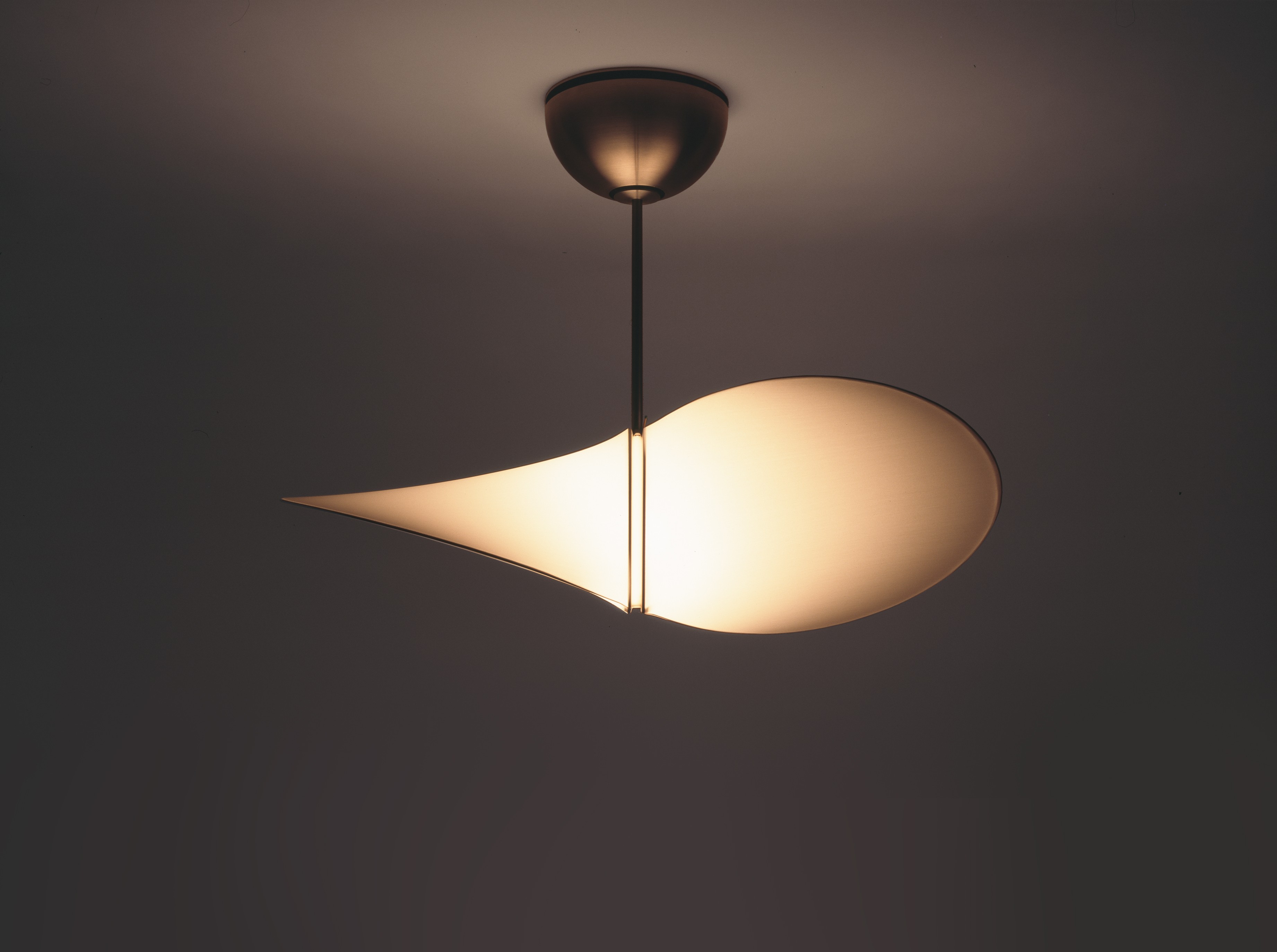 PROPELLER Serein Lighting mit Smart-Leuchtmittel RGB