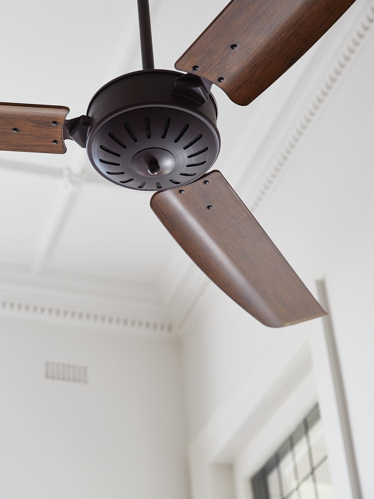 Carolina Deckenventilator Ø 142 cm, oil-rubbed bronze