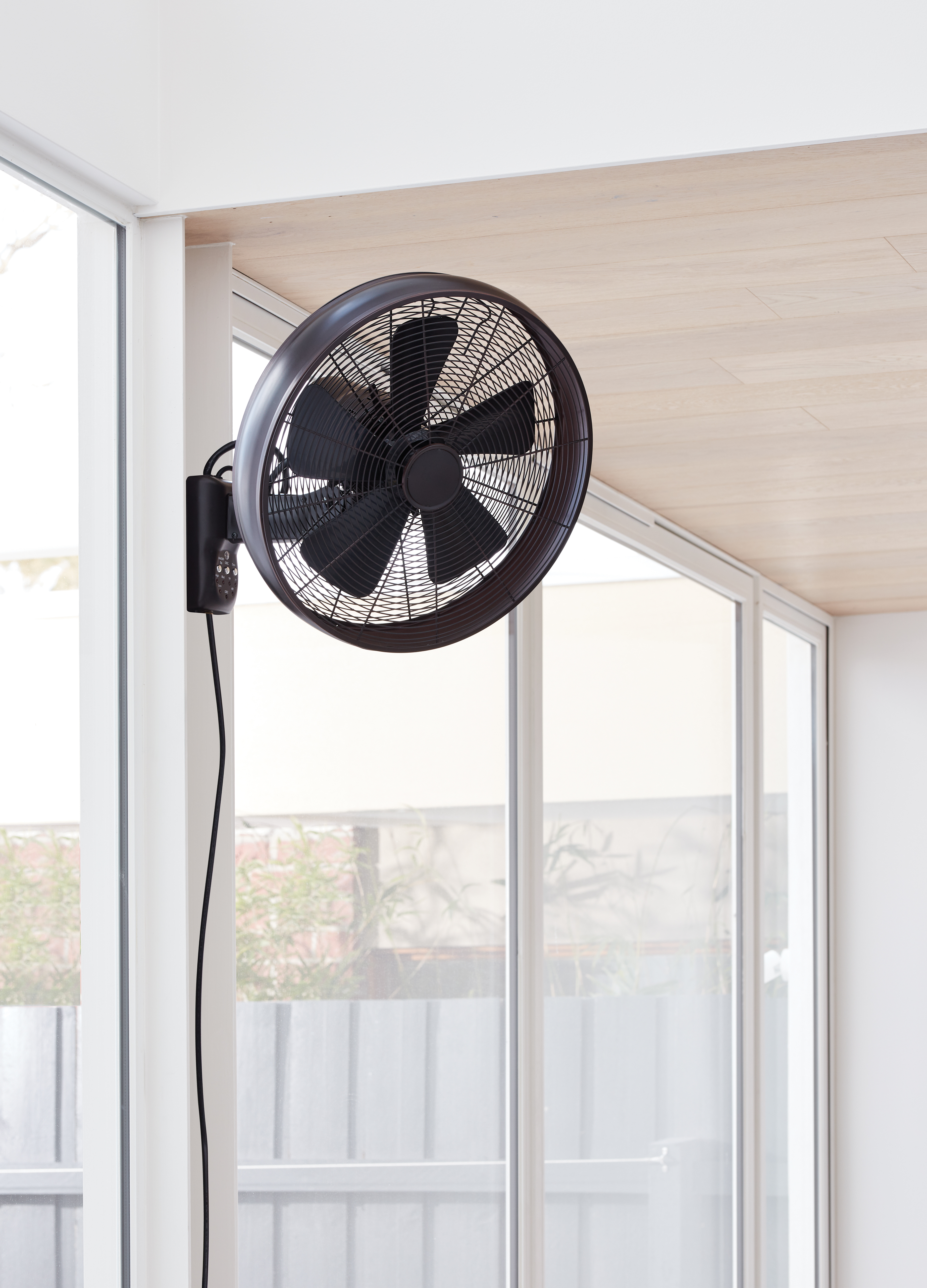 Breeze Wandventilator oszillierend, oil-rubbed bronze